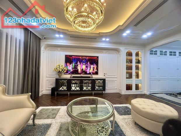 Tuyệt phẩm 4PN Goldmark City, nội thất đẳng cấp, tòa Vip mới, 173m2, 9 tỷ, 0977126295