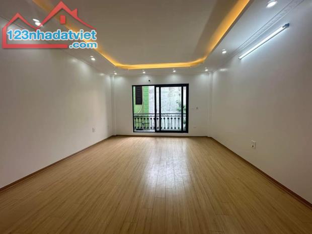 Bán nhà đẹp ngõ ôtô phố Phạm Văn Đồng 45m2 6tầng thang máy mặt tiền 4.4m 8.36tỷ Cầu Giấy - 2