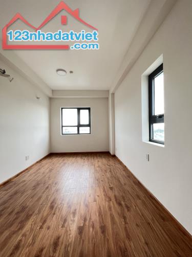 Bán gấp căn hộ 70m2 (2pn, 2wc), sổ hồng riêng - Tầng cao view thoáng mát - 5