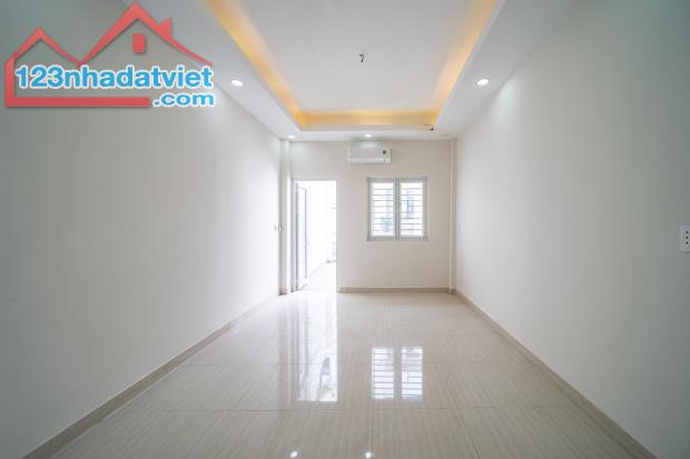 Bán nhà HXH 3 tầng Cách Mạng Tháng 8 Tân Bình, 60m2 giá nhỉnh 9 tỷ TL - 1