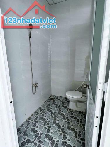 Bán gấp nhà hơn 154m2 mới hoàn công hợp đồng cho thuê 7tr/tháng Củ Chi SHR 820 triệu - 2