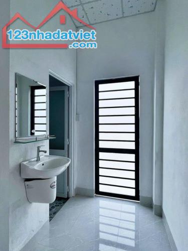 Bán gấp nhà hơn 154m2 mới hoàn công hợp đồng cho thuê 7tr/tháng Củ Chi SHR 820 triệu - 4