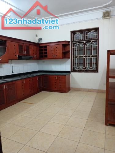 Cho thuê nhà B3 khu đô thị Đại Kim, dt 70m2 nhà 4,5 tầng đẹp, giá 18tr/tháng - 4