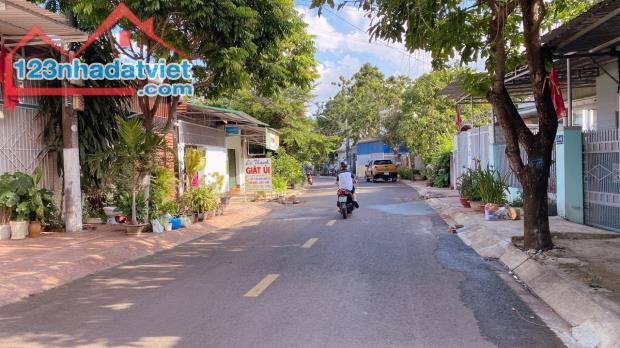 🍏Bán đất 6,2x21m 2,3 tỷ mặt tiền Nguyễn An Ninh ngay đai học tây nguyên Buôn Ma Thuột - 2