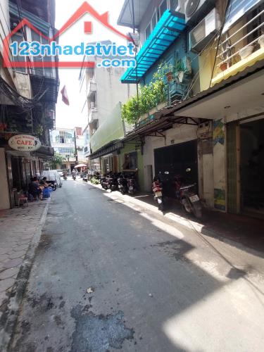 Bán nhà phố Tây Sơn, Đống Đa ô tô tránh, tiện kinh doanh 3 tầng 63m2 giá 16.8 tỷ - 4