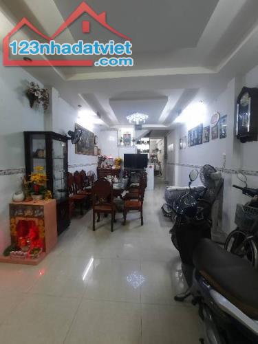 BÁN NHÀ MT KINH DOANH CHỢ- 4 TẦNG- KHU BÌNH PHÚ Q6- 75M2- 12.xTỶ - 4