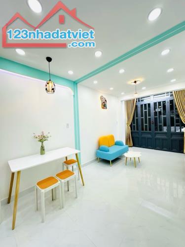 Nhà Bán Ngay Nguyễn Sơn - 22m² - 2 Tầng - Nhà Mới - Hẻm 4m thông - Tân Phú - 2.63 Tỷ TL - 2