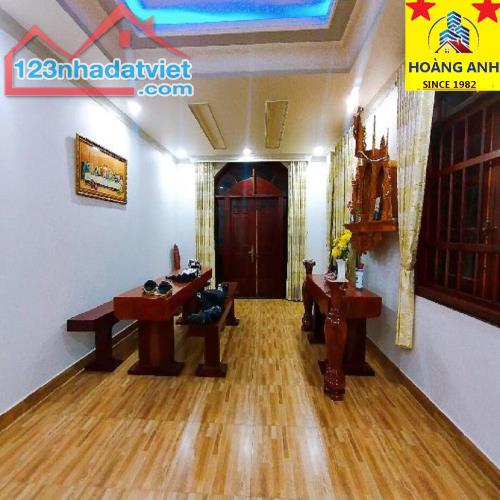 BÁN NHÀ MẶT PHỐ _ CĂN GÓC 2 MẶT TIỀN ĐƯỜNG TẠI PHƯỜNG BÌNH TRƯNG TÂY, QUẬN 2 _ 4 TẦNG 5 PN - 3