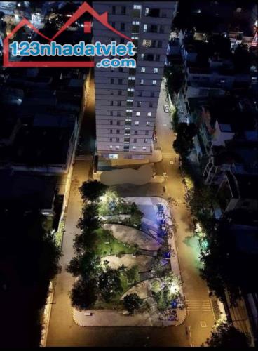 Cần bán chung cư Lotus Garden Quận Tân Phú 67m 2PN Sổ hồng rồi giá 2,51 tỷ