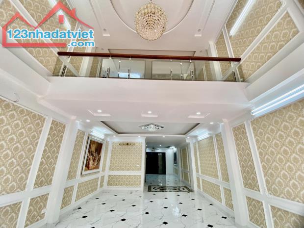 (MẶT PHỐ) cho thuê nhà MP Yên Hòa 45mx7T thông sàn 31 tr thang máy mới đẹp spa, nail,
