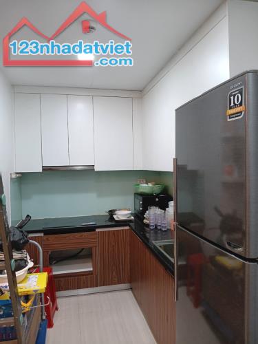 Cho thuê CHCC Vinata Tower 289 Khuất Duy Tiến, Cầu Giấy 87m 3PN full đồ giá 18 triệu - 2