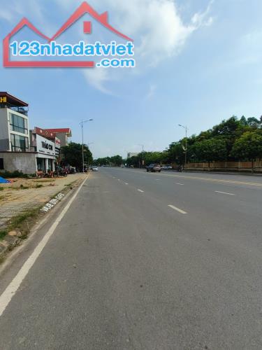 Bán Đất mặt Đường Nguyễn Tất Thành - đối diện ĐH Hùng Vương 179m2, mt 8.8m, 6.8 tỷ