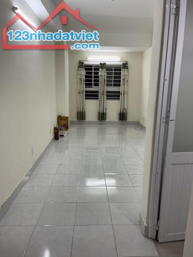 Bán căn hộ góc 2pn 2wc dt 57m2 tại 35 Hồ Học Lãm, P. An Lạc, Bình tân 1,6ty bao thuế phí.