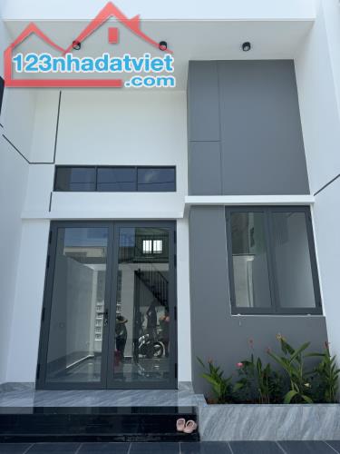 🍏Bán nhà mới 4,8x19m hẻm Phan Đình Phùng Buôn Ma Thuột ngay gần chợ Giá 2tỷ290 triệu 🍀