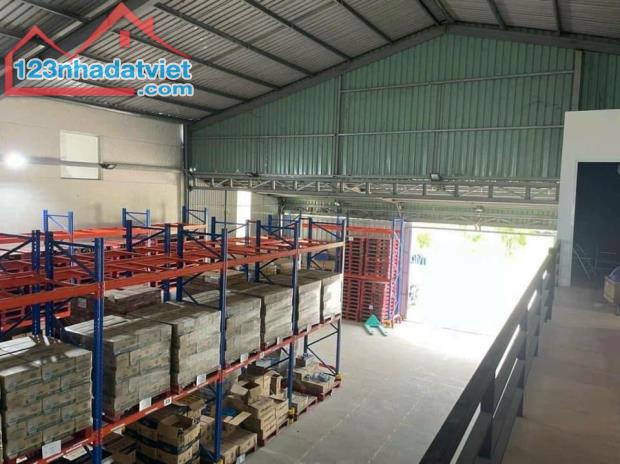 Cho Thuê Kho Mặt Tiền VÕ NGUYÊN GIÁP 900m2 - 1