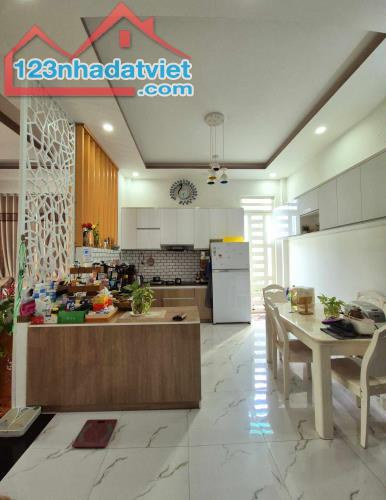 CHÍNH CHỦ CẦN BÁN NHÀ ĐẸP 210m2 (10x21m) Full Thổ Cư Tại Thành Phố Mỹ Tho, Tiền Giang - 3