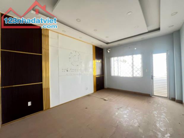 Bán Nhà 1 Trệt 4 Lầu Mặt Tiền đường Đồng Khởi, đối diện Cây Xăng Quân Đội sát Bệnh Viện ĐN - 3