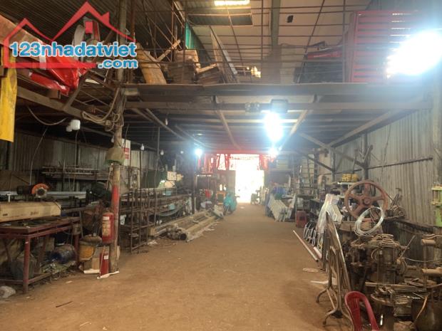 NHÀ XƯỞNG 2TẦNG -484M2 -NGANG HƠN 10M- SÁT MẶT TIỀN HƯƠNG LỘ 3 HẺM XE TẢI THÔNG -CHỈ 25 TỶ - 1