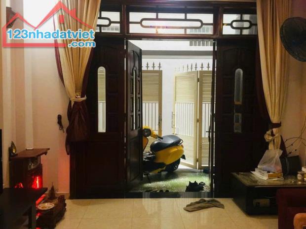 Bán Nhà hẻm Nguyễn Thiện Thuật - Khu Phố Tây, TP Nha trang DT 82 m2, giá 5 tỷ 100 triệu - 3