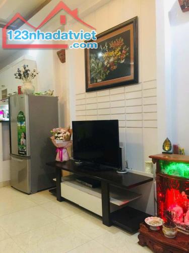 Bán Nhà hẻm Nguyễn Thiện Thuật - Khu Phố Tây, TP Nha trang DT 82 m2, giá 5 tỷ 100 triệu - 4