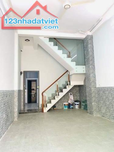 CĂN HỘ DỊCH VỤ 4 TẦNG DÒNG TIỀN ỔN ĐỊNH 24 TRIỆU/ THÁNG - TÂN THUẬN TÂY Q7 - Chỉ  6.4 t