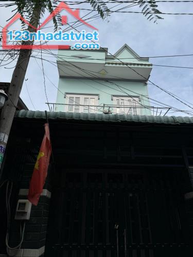 Nhà 2 Lầu Mới Đẹp Ở Ngay - 63m2 ( 4m x 16m ) - Nguyễn Thị Thử Xuân Thới Sơn Hóc Môn. 3.15 - 5