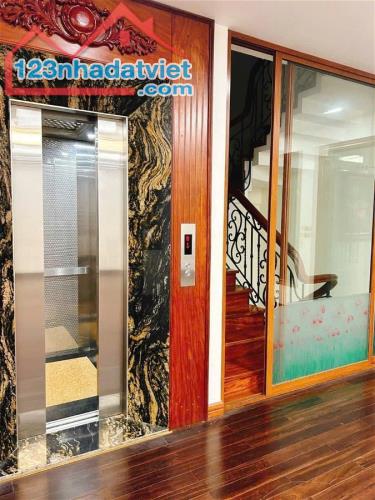 Nhà mới đẹp, chính chủ cho thuê cả nhà, VP, Kinh doanh - 126m2_ 4.5T;  32 Tr. Khu Trương