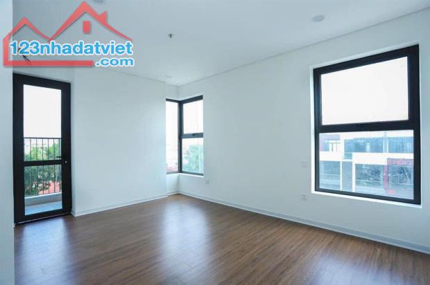 Duy nhất 1 căn Đẹp-Tầng Cao-92m2 Giá 4,4 tỷ- HTLS 0% 12T- Nhận nhà ở ngay- Full nội thất-0 - 5