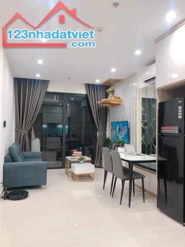 Chuyển nhượng căn 1PN+1, 43m2 tòa S ban công ĐB diện tích 43m2. LH: 0966976196