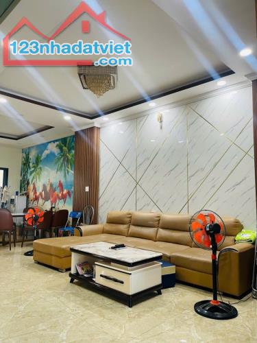 CHO THUÊ NHÀ 3 TẦNG, ĐẦY ĐỦ NỘI THẤT KĐT HÀ QUANG 2, GẦN ĐƯỜNG TỐ HỮU. LH 0935 964 828 - 1