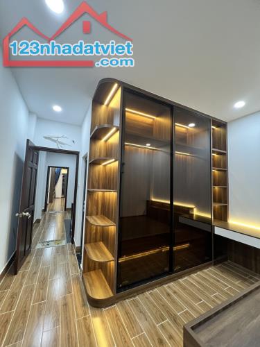 Nhà đẹp xinh! Bình Lợi - hẻm 2 xe hơi né nhau (4x20) 4 tầng! Nhỉnh 11 tỷ không có sản phẩm - 2