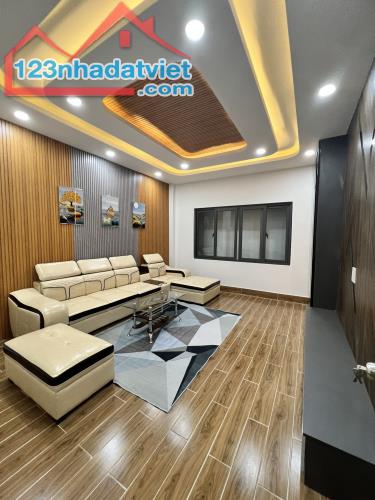 Nhà đẹp xinh! Bình Lợi - hẻm 2 xe hơi né nhau (4x20) 4 tầng! Nhỉnh 11 tỷ không có sản phẩm - 4