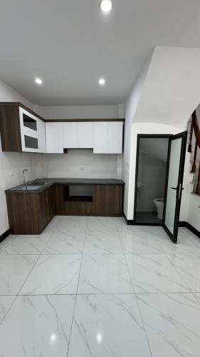 Chỉ hơn 2 tỷ có ngay nhà Biên Giang gần 40m2, 4 tầng, cách đường chính 30m, Lh 0966929600 - 4