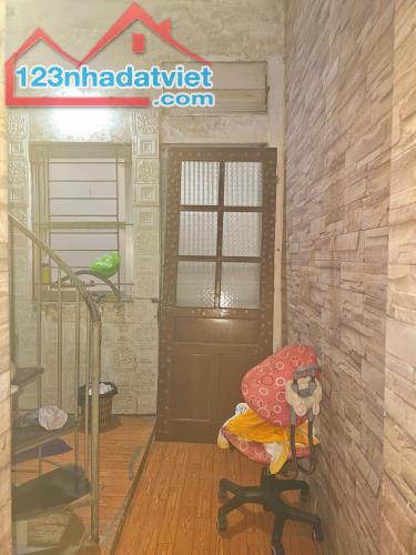 LÔ GÓC Ở ĐÂY NGÕ QUỲNH 23M2 4T 3,3M MT GIÁ 2,5 TỶ HAI BÀ TRƯNG - 2