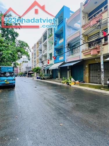 NHÀ MT KINH DOANH 12M- GẦN LÝ CHIÊU HOÀNG P10.Q6, 4x17, 1TRỆT 3 LẦU, 12 TỶ - 3