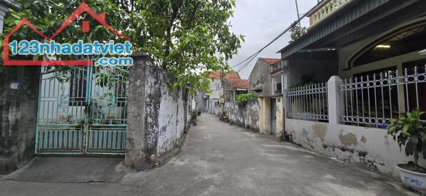 Bán đất phố Bà Triệu, Cẩm Phả, Quảng Ninh, 257m2, MT 11.5m, Giá 2.xx tỷ - 2