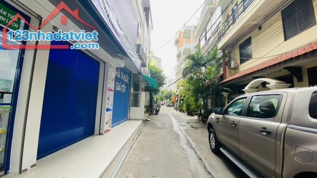 Bán nhà 4 tầng hẻm Bạch Đằng thông Nguyễn Thị Minh Khai  74m2 lh:  0822211968 Minh Nhật