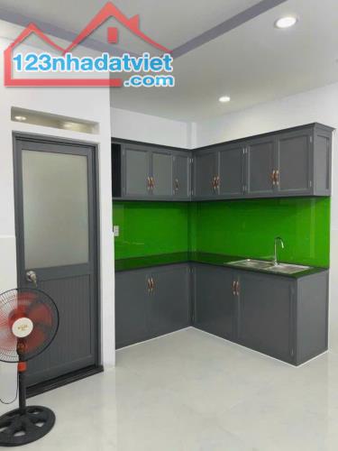 BÌNH TÂN GẦN CHỢ BÌNH LONG - 32M2 - 2 TẦNG MỚI ĐẸP CHỈ NHỈNH 3 TỶ - 5