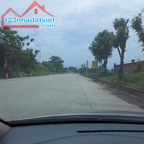 Bán đất dt 4ha có 2ha nhà xưởng kcn Đồng Văn giá chỉ 110 tỷ - 1