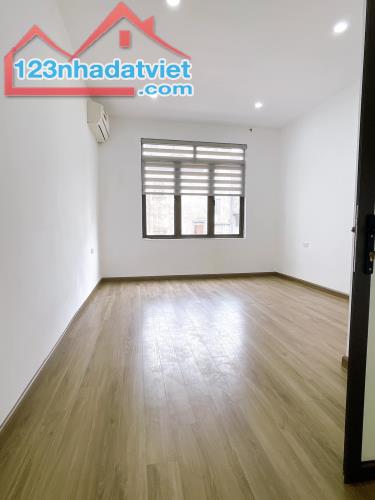 🏠🏠BÁN NHÀ ĐÊ TÔ HOÀNG - 25m2 x 4 tầng - Giá 3.95 tỷ - Sổ đỏ chính chủ - 3