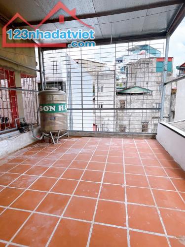 🏠🏠BÁN NHÀ ĐÊ TÔ HOÀNG - 25m2 x 4 tầng - Giá 3.95 tỷ - Sổ đỏ chính chủ - 4