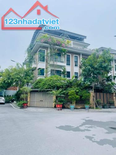 Bán Gấp! Nhà Vip Quận Hai BÀ Trưng, Phố Trương Định, 101m x 5T. Giá 29 tỷ - 1