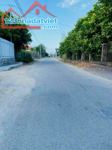 Cần bán lô đất mặt đường nhựa tại Suối Tiên - Diên Khánh giá chỉ 735tr cho 126m2