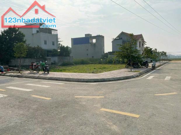 9tr/m2 sở hữu ngay lô biệt thự 320m2 tại thị trấn Tân Phong, Quảng Xương - 4