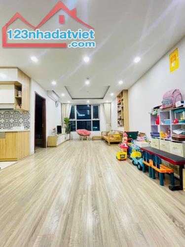 Bán căn hộ IA20 CIPUTRA 92M2- giá 4.75 TỶ còn thương lượng.