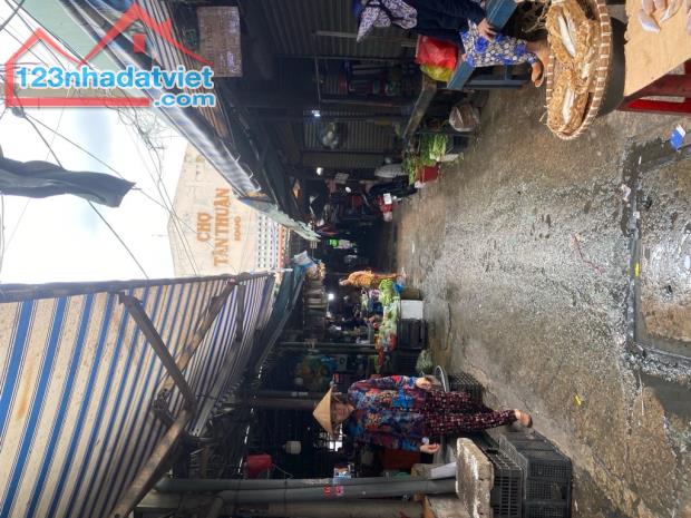 Mặt tiền kinh doanh chợ Tân Thuận,Q7. dt 60m2- SHR vuông vức -nhỉnh 5tỷ TL