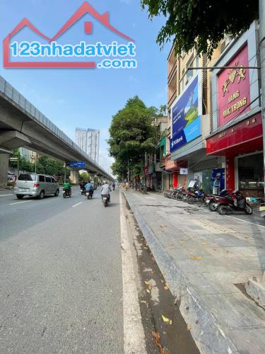 Bán nhà 2 mặt đường mặt phố Quang Trung, Q Hà Đông. DT 103m x 5t, mt 5,5m. Giá 31 tỷ TL.