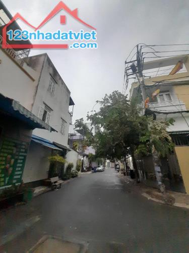 🌹Bán nhà đường Lê Văn Quới - P. Bình Trị Đông - Bình Tân - hxh -110m2 - ngang 9m - 3