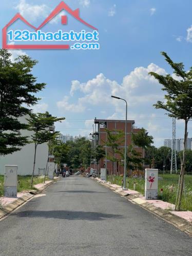 Bán Đất KDC 1181 Lê Văn Lương Phước Kiển ( Sài Gòn South Village) Sổ Hồng Riêng, XD tự Do