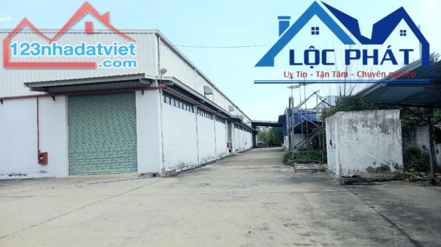 Cần chuyển nhượng nhà xưởng lô góc 2 mặt tiền tại KCN Nhơn Trạch, Đồng Nai 24.000 m2 chỉ - 4